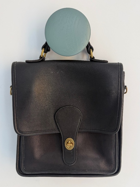 Coach Handbags - Vintage Coach Station Bag 5130 Black Leather Brass Turnlock Top Handle Purse